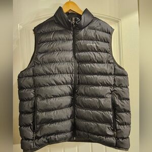Eddie Bauer Men's Charcoal Quilted Vest.
